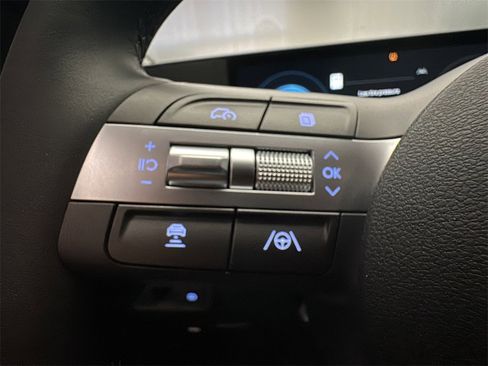 New 2026 Hyundai Kona SEL Premium image 17