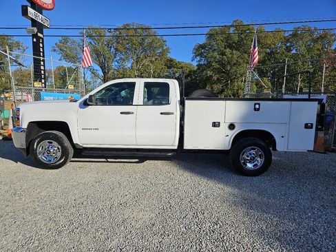 Used 2015 Chevrolet Silverado 2500 W/T image 2