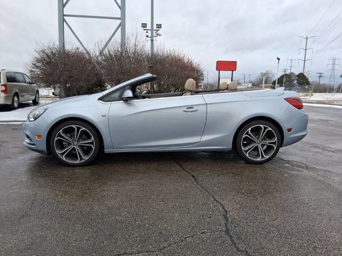 Used 2016 Buick Cascada Premium image 4