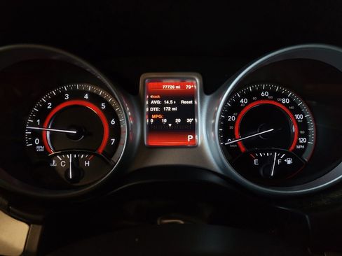 Used 2020 Dodge Journey SE w/ SE Popular Equipment Group FWD image 23