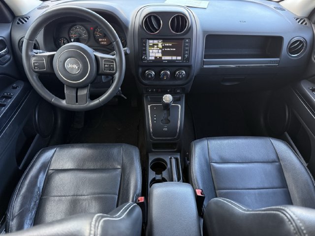 Used 2015 Jeep Patriot High Altitude FWD image 10