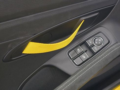 Certified 2025 Porsche 718 Boxster Spyder RS image 32