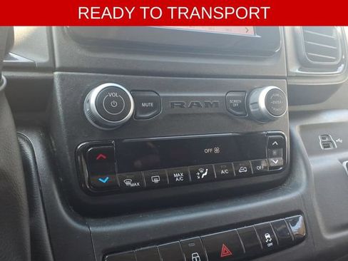 Used 2025 RAM ProMaster 2500 w/ Convenience Group FWD image 18
