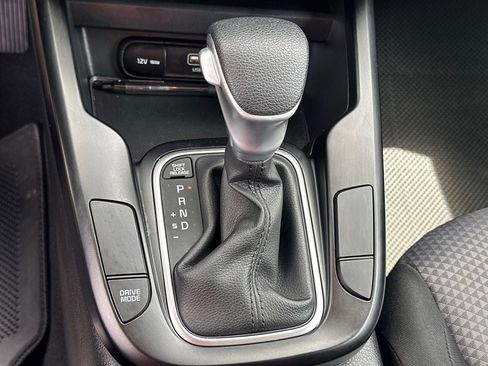 Used 2025 Kia Soul S image 30