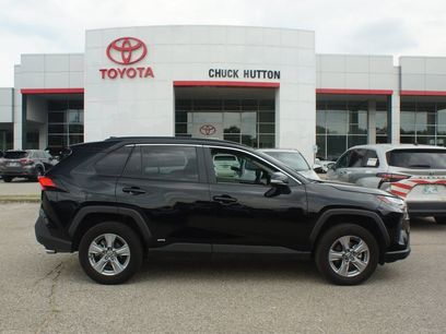 Used 2025 Toyota RAV4 XLE w/ Weather Package