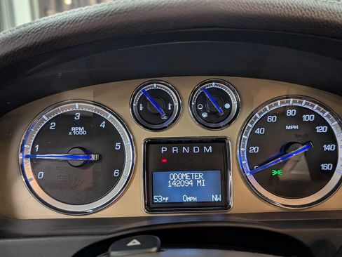 Used 2014 Cadillac Escalade Platinum image 16