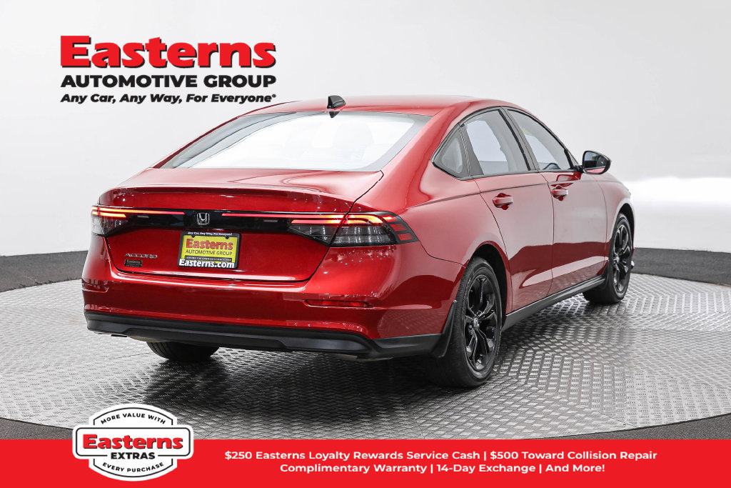 Used 2025 Honda Accord SE image 6