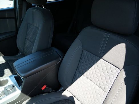 Used 2022 Chevrolet Blazer LT AWD/4WD image 11