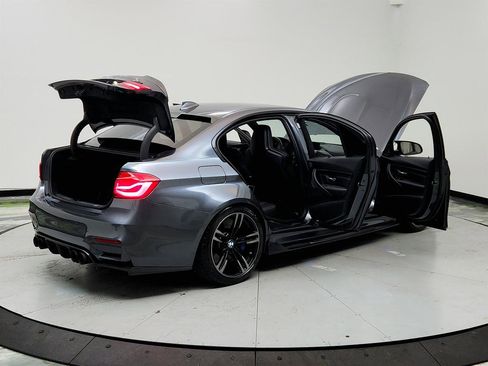 Used 2018 BMW M3 Base image 11