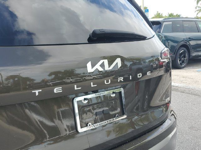 Certified 2023 Kia Telluride SX X-Pro AWD/4WD image 8