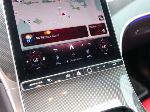 Used 2025 Mercedes-Benz GLC 43 AMG 4MATIC image 23