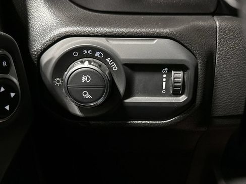 Used 2023 Jeep Gladiator Mojave w/ LED Lighting Group AWD/4WD image 19