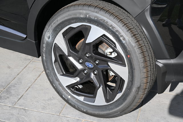 New 2026 Subaru Crosstrek 2.5i Limited w/ Crosstrek Mirror Package AWD/4WD image 12