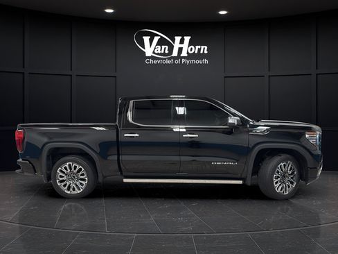 Used 2024 GMC Sierra 1500 Denali Ultimate AWD/4WD image 8
