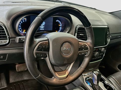Used 2021 Jeep Grand Cherokee Overland AWD/4WD image 18