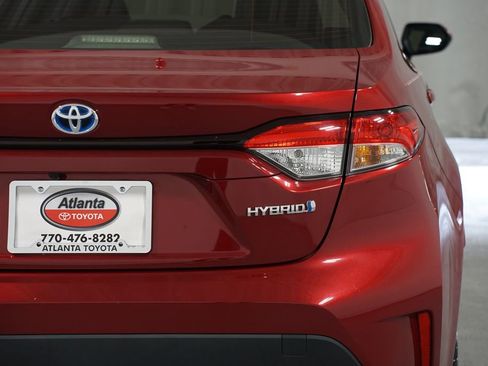 Certified 2022 Toyota Corolla LE image 10