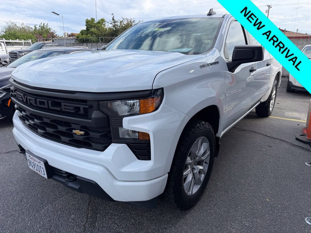 Used 2023 Chevrolet Silverado 1500 Custom RWD image 1
