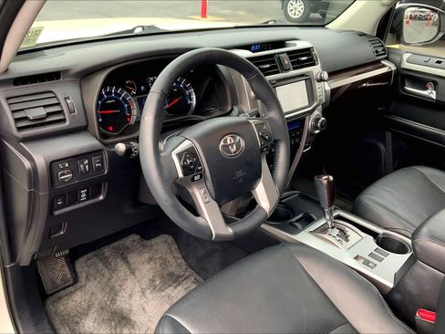 Used 2016 Toyota 4Runner Limited image 17