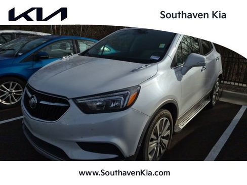 Used 2018 Buick Encore Preferred image 1