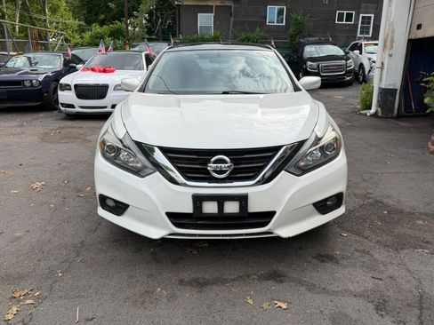 Used 2018 Nissan Altima 2.5 SR w/ SR Special Edition FWD image 15