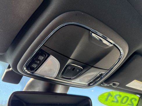 Used 2021 Jeep Cherokee Latitude Lux 80th Anniv w/ Quick Order Package 26U 80TH image 22