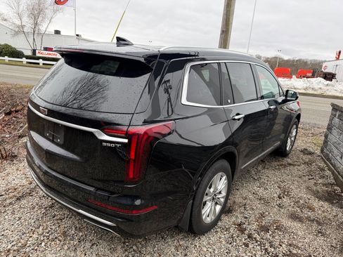 Used 2023 Cadillac XT6 Luxury image 9