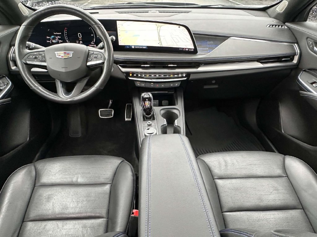 Used 2024 Cadillac XT4 Sport AWD/4WD image 14