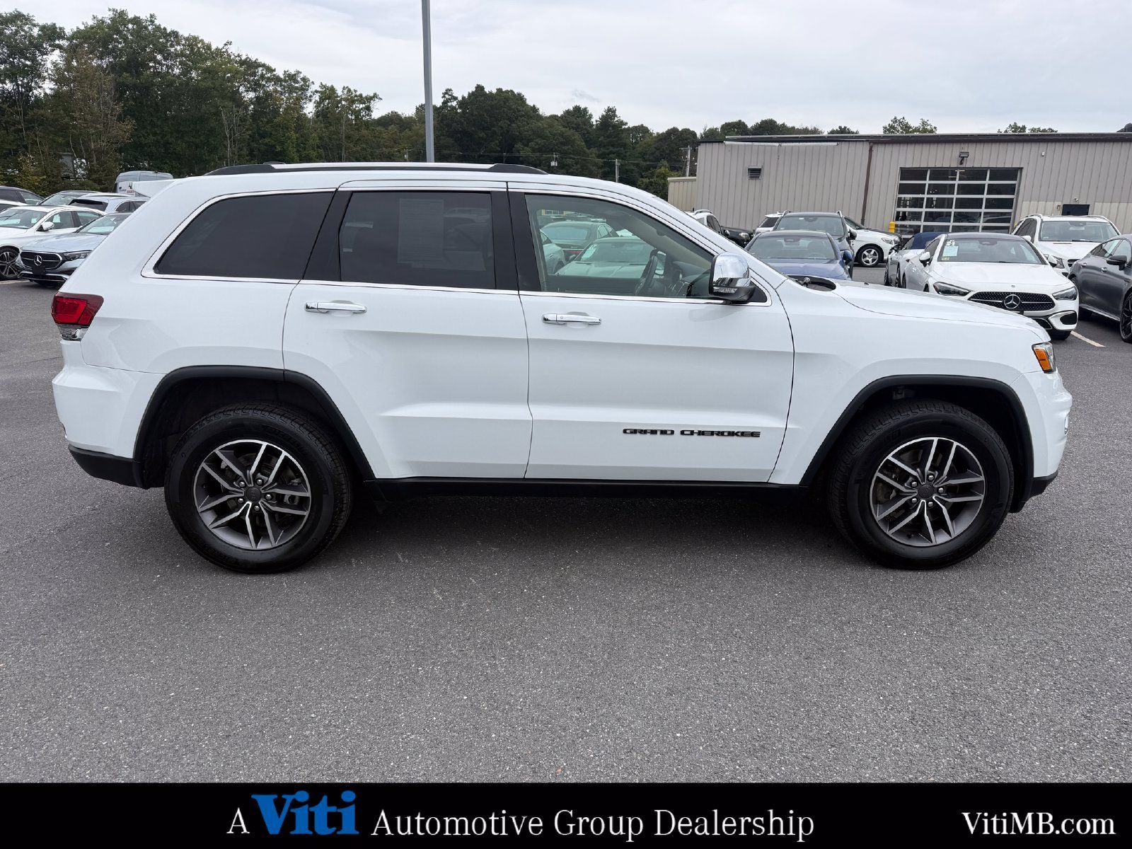 Used 2021 Jeep Grand Cherokee Limited w/ Trailer Tow Group IV AWD/4WD image 9