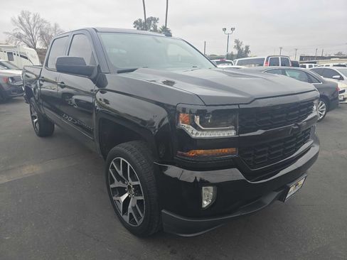 Used 2016 Chevrolet Silverado 1500 LT w/ LT Convenience Package image 5