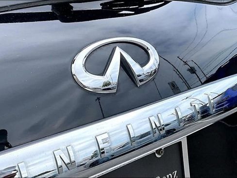 Used 2017 INFINITI QX80 2WD image 26