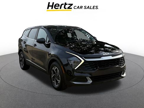 Used 2025 Kia Sportage LX image 1