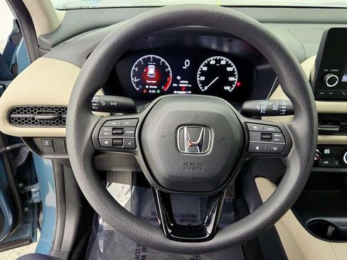 Used 2023 Honda HR-V LX image 13