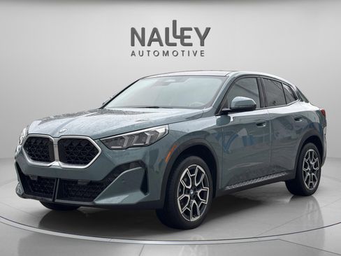 Used 2025 BMW X2 xDrive28i image 1