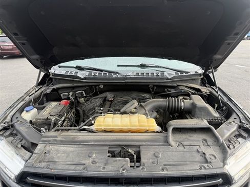 Used 2019 Ford F150 XLT w/ Equipment Group 302A Luxury AWD/4WD image 13
