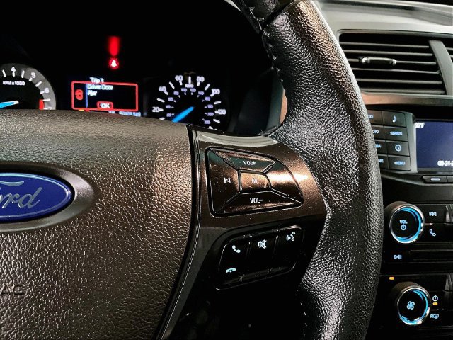 Used 2017 Ford Explorer XLT FWD image 19