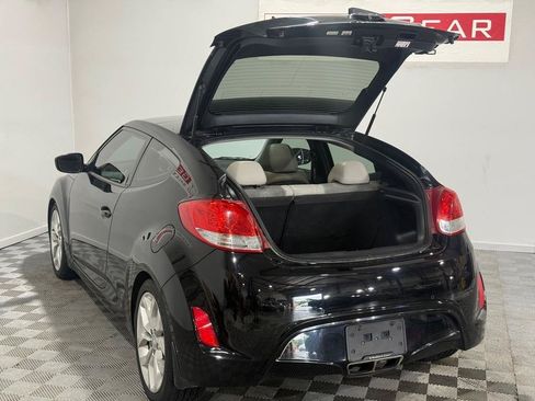 Used 2012 Hyundai Veloster w/ Style Pkg FWD image 33