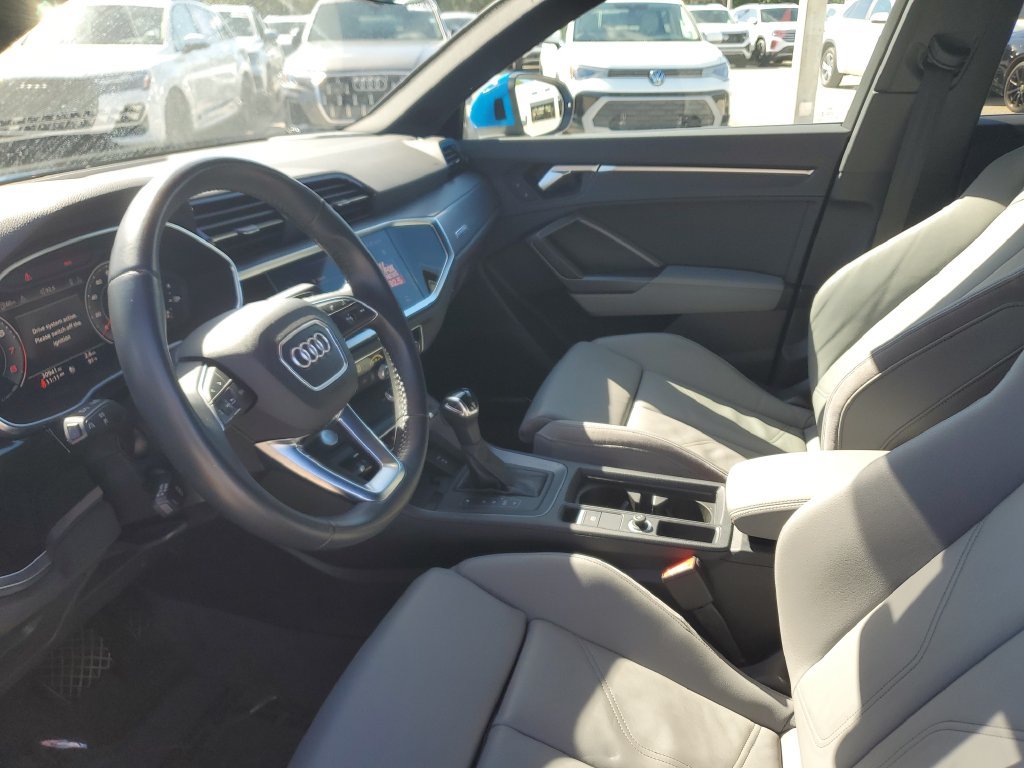 Used 2020 Audi Q3 2.0T Premium Plus w/ Premium Plus Package AWD/4WD image 24