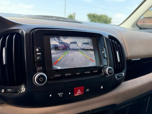 Used 2014 FIAT 500L Lounge FWD image 27