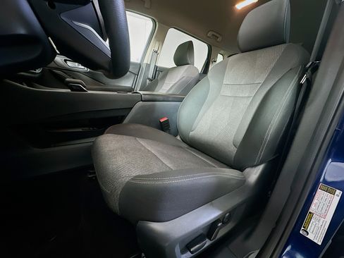 Used 2024 Nissan Rogue SV AWD/4WD image 13