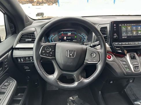 Certified 2023 Honda Odyssey Sport image 11