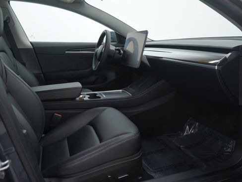 Used 2023 Tesla Model 3 Performance image 10