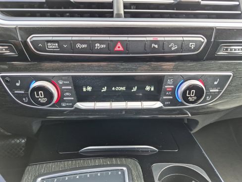 Used 2017 Audi Q7 3.0T Premium Plus w/ Premium Plus Package image 18