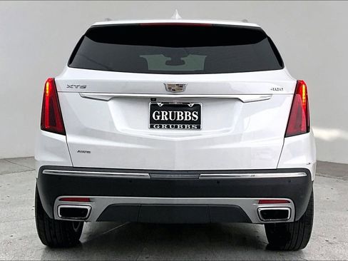 Used 2024 Cadillac XT5 Premium Luxury w/ LPO, Floor Liner Package image 7