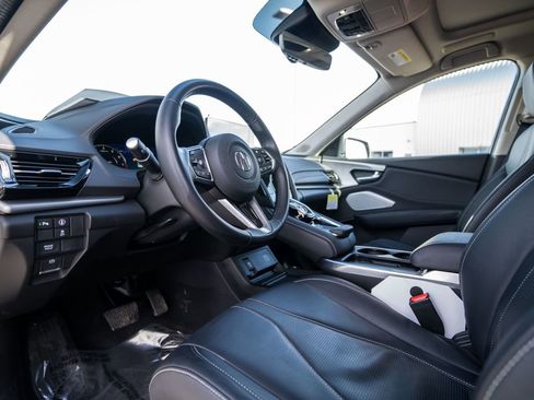 Certified 2025 Acura RDX w/ Technology Package image 7