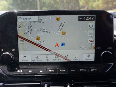 Used 2024 Nissan Pathfinder SL w/ SL Premium Package image 10