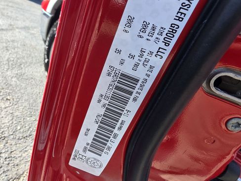 Used 2012 RAM 1500 Laramie AWD/4WD image 19