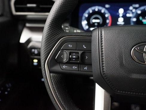 New 2026 Toyota Tacoma TRD Sport AWD/4WD image 15