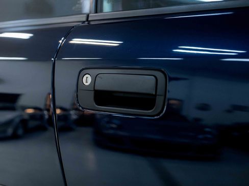 Used 1993 BMW 850Ci image 38