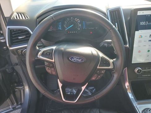 Certified 2024 Ford Edge Titanium image 21