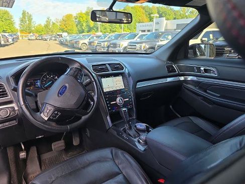 Certified 2017 Ford Explorer Sport w/ Equipment Group 401A AWD/4WD image 18